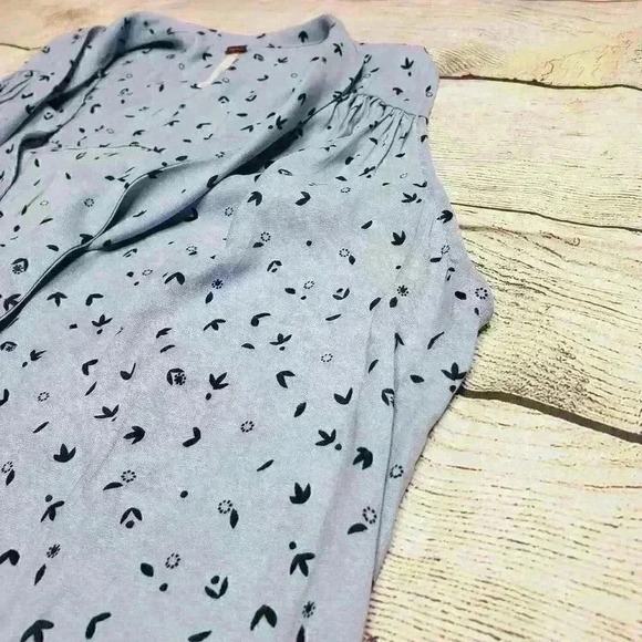 Free People women's blue hi-low tank top medium - Picture 6 of 8